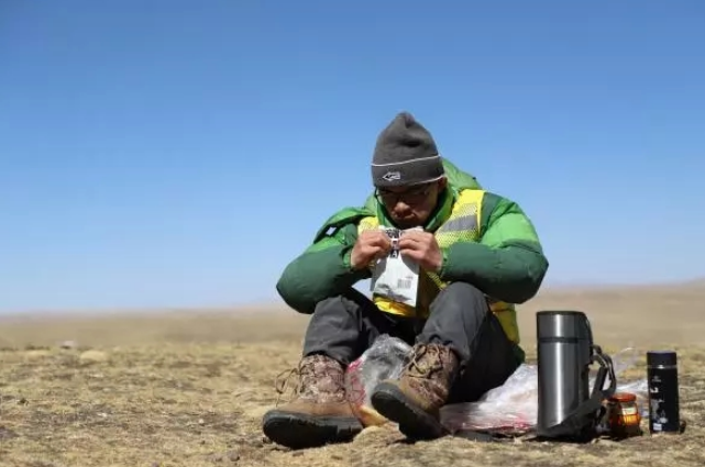 直擊“三調”：測繪員腳量青藏高原，“缺氧不缺精神”